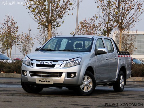 2015款 D-MAX 2.5T两驱 手动豪华型4JK1