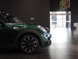 MINI 2015款 2.0T COOPER S 五门版_高清图5