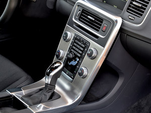 沃尔沃S60L全系热销 购车优惠6.8万元