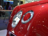 添越 2016款  6.0T Mulliner 特别版_高清图3