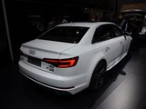 奥迪A4L 2016款  45 TFSI quattro运动型_高清图3