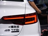 奥迪A4L 2016款  45 TFSI quattro运动型_高清图22