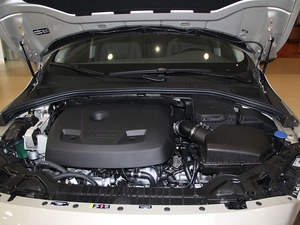 沃尔沃V60市场新行情 现车优惠3.19万