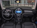 MINI 2016款  1.5T COOPER 先锋派 五门版_高清图1