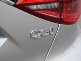 英菲尼迪QX30 2017款  2.0T 四驱极限版_高清图7