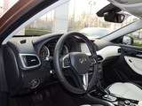 英菲尼迪QX30 2017款  1.6T 两驱运动版_高清图2