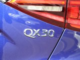 英菲尼迪QX30 2017款  2.0T 四驱运动版_高清图4