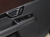 捷豹XJ 2016款  XJL 2.0T 两驱典雅商务版_高清图20