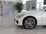 英菲尼迪Q50L 2016款  2.0T 豪华版_高清图12