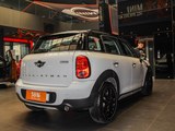 MINI COUNTRYMAN 2016款  1.6T COOPER ALL4 Fun装备控_高清图2