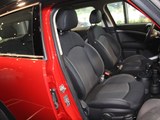 MINI COUNTRYMAN 2016款  1.6T COOPER ALL4 Excitement装备控_高清图7