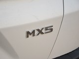 东风风度MX5 2016款  2.0L 自动旗舰版_高清图24