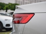 奥迪A4L 2017款  45 TFSI quattro 运动型_高清图23