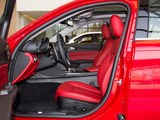 Giulia 2017款  2.0T 280HP 豪华版_高清图1