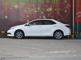 卡罗拉 2017款  改款双擎 1.8L E-CVT精英版_高清图8