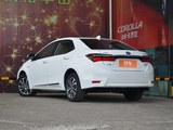 卡罗拉 2017款  改款双擎 1.8L E-CVT精英版_高清图7