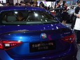 Giulia 2017款  2.9T 510HP 四叶草版_高清图1