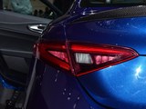 Giulia 2017款  2.9T 510HP 四叶草版_高清图29