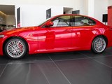 Giulia 2017款  2.0T 200HP 精英版_高清图32