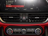 Giulia 2017款  2.0T 200HP 精英版_高清图15