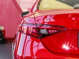 Giulia 2017款  2.0T 200HP 精英版_高清图8