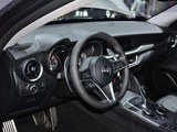 Stelvio 2017款  2.0T 200HP 精英版_高清图16