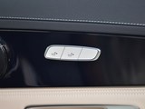 奔驰C级 2017款  改款 C 180 L 动感型运动版_高清图5