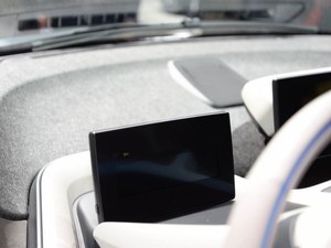 宝马i3平价销售33.98万起 欢迎试乘试驾