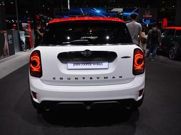 MINI JCW COUNTRYMAN