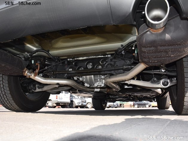 JEEP大切诺基西安店内现车车型颜色齐全