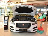 捷豹F-PACE 2018款  2.0T 四驱都市尊享版_高清图15