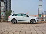 奥迪Q7 2018款  45 TFSI S line运动型_高清图4