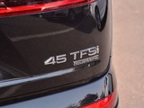 奥迪Q7 2018款  45 TFSI 尊贵型_高清图1