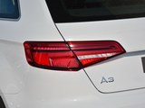 奥迪A3 2018款  30周年年型 Sportback 40 TFSI 风尚型_高清图3