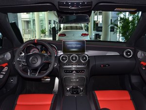 2018奔驰C级AMG现车报价 售价63.98万起
