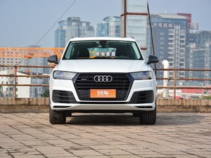 奥迪Q7现车热销中 裸车价55.98万元起