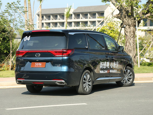 旗舰级MPV之间的较量，上汽MAXUS G20对比广汽传祺GM8