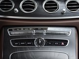 奔驰E级 2018款  改款 E 200 L 运动型_高清图16