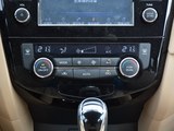 奇骏 2017款  2.5L CVT七座领先版 4WD_高清图16