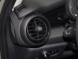 MINI 2018款  2.0T COOPER S 艺术家 五门版_高清图9