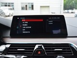 宝马5系 2018款  改款 530Li xDrive 豪华套装_高清图8