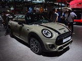 MINI 2018款  1.5T COOPER 经典派 五门版_高清图3