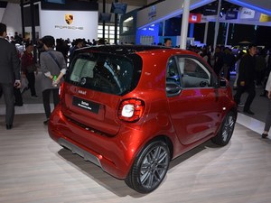 smart fortwo让1.7万元 售价9.98万元起