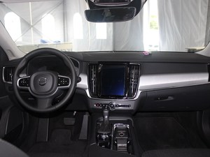 沃尔沃S90昆明裸车价格  现车优惠8万元