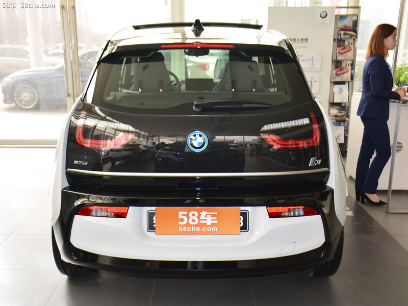 i3