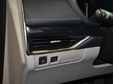 凯迪拉克XT4 2018款  28T 两驱豪华运动型_高清图27