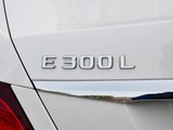 奔驰E级 2019款  E 300 L 运动豪华型_高清图2
