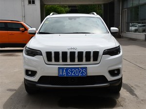Jeep自由光天津现车报价 优惠高达4.2万
