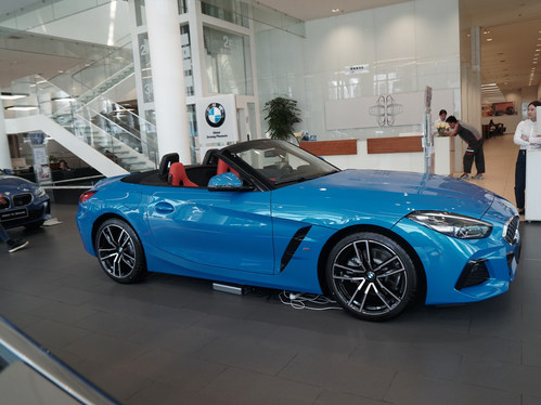 BMW Z4的孪生兄弟，带你了解三个版本的“牛魔王”