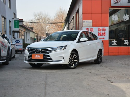 2019款 东南A5翼舞 1.5L 手动旗舰版 国V